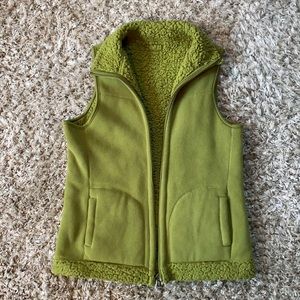 Womens Weatherproof L Reversible Vest